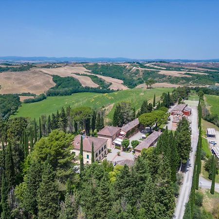Villa Agriturismo Tenuta La Campana Asciano Luaran gambar