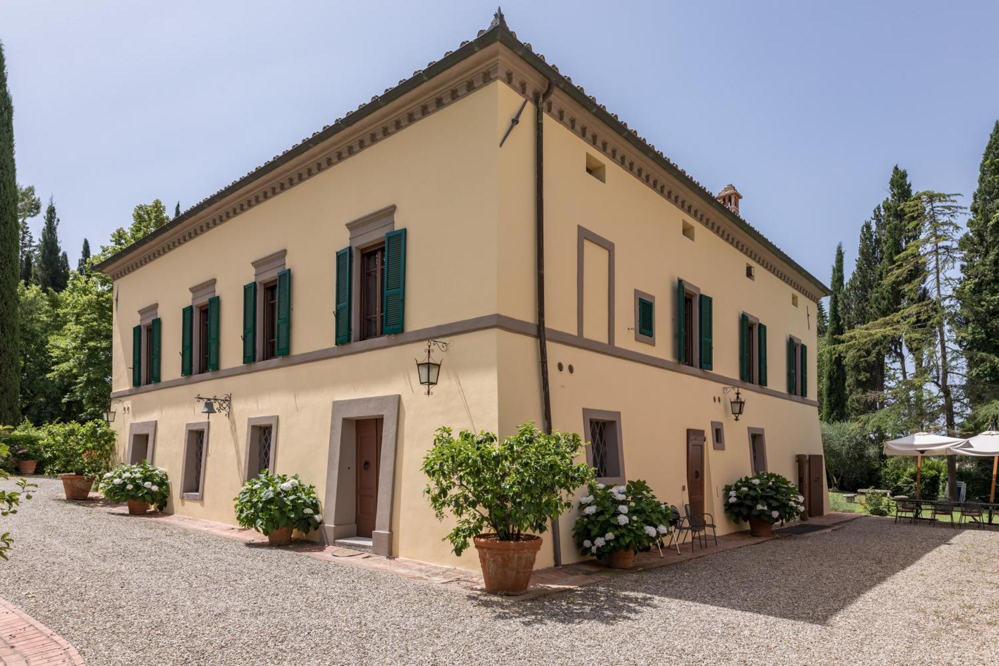 Villa Agriturismo Tenuta La Campana Asciano Luaran gambar